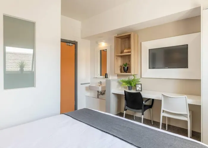 2Nd Floor Unit With Aircon, Parking And Pool!